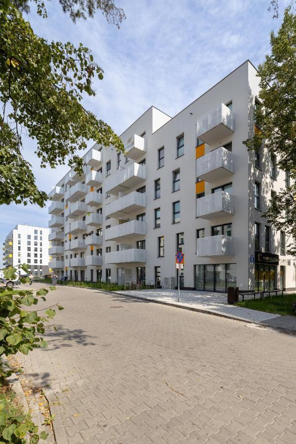 Comfy Apartment Pachonskiego With Parking In Krakow By Noclegi Renters Luaran gambar